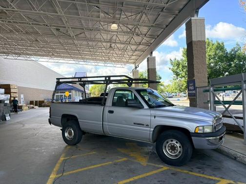 Silver 2001 Dodge Ram 2500 Base