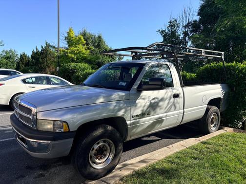 Silver 2001 Dodge Ram 2500 Base