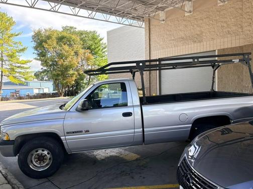 Silver 2001 Dodge Ram 2500 Base