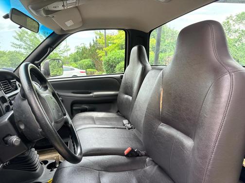 Silver 2001 Dodge Ram 2500 Base