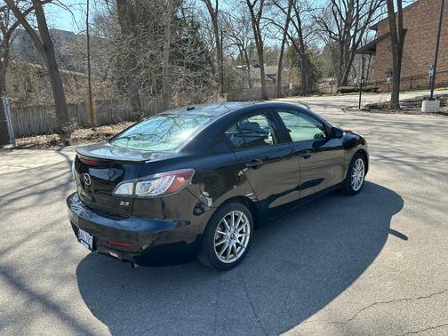 Black 2010 Mazda Mazda3 s Grand Touring