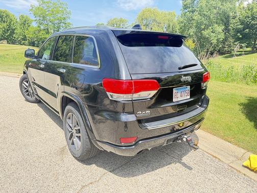 Black 2018 Jeep Grand Cherokee Overland