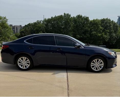 Blue 2013 Lexus ES 350 Base