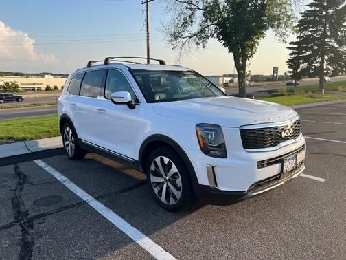2022 Kia Telluride S