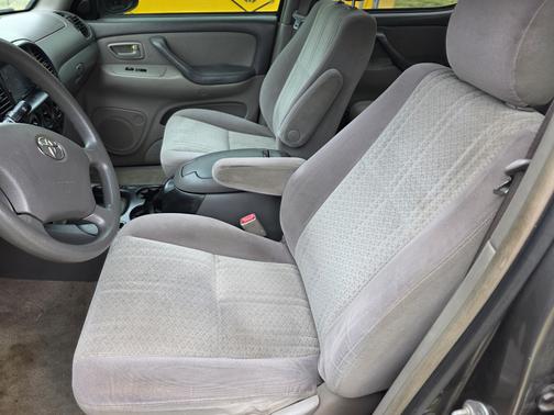 Gray 2006 Toyota Tundra SR5