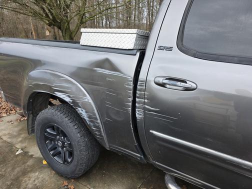 Gray 2006 Toyota Tundra SR5