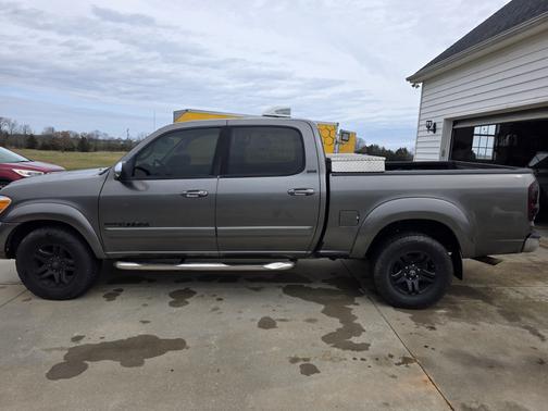 Gray 2006 Toyota Tundra SR5