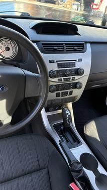 Blue 2010 Ford Focus SE