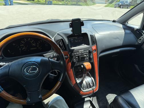 2002 Lexus RX 300 Base