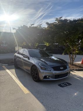 Gray 2013 INFINITI G37 x