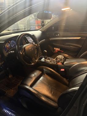 Gray 2013 INFINITI G37 x
