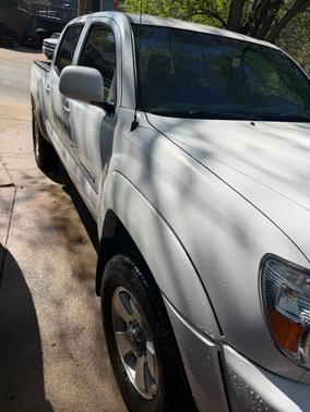 White 2007 Toyota Tacoma PreRunner