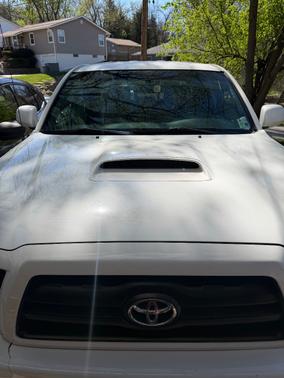 White 2007 Toyota Tacoma PreRunner