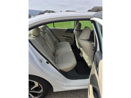 White 2016 Honda Accord EX-L