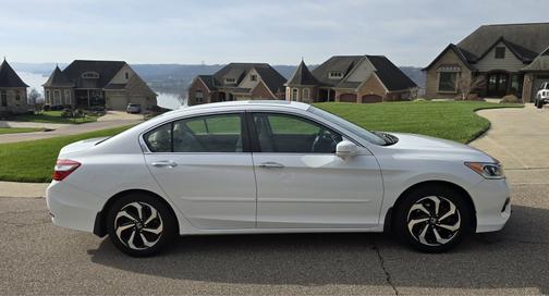 White 2016 Honda Accord EX-L