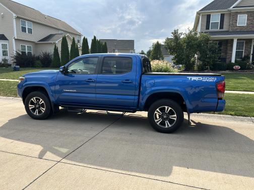 2018 Toyota Tacoma TRD Sport