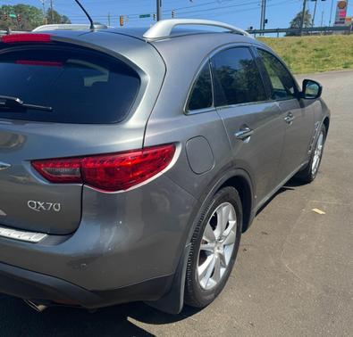 Gray 2014 INFINITI QX70 Base