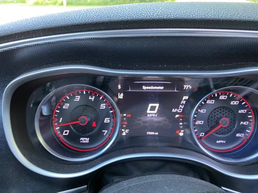 Photo 4 of 9 of 2015 Dodge Charger R/T