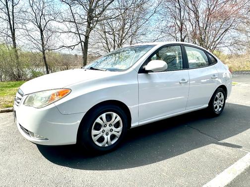 2010 Hyundai ELANTRA GLS