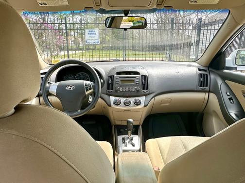 2010 Hyundai ELANTRA GLS