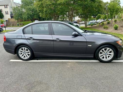 2006 BMW 325 i