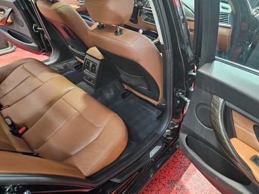 Black 2012 BMW 328 i