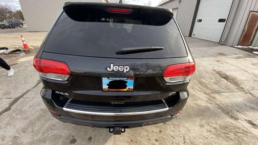 Photo 4 of 16 of 2014 Jeep Grand Cherokee Overland