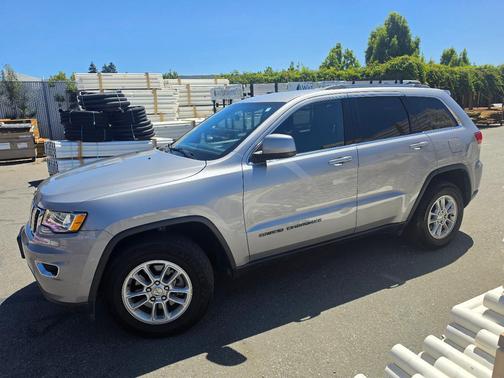 Gray 2020 Jeep Grand Cherokee Laredo