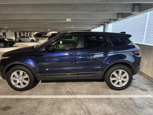 2017 Land Rover Range Rover Evoque SE Premium