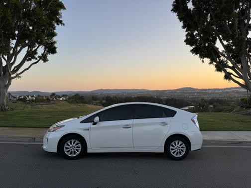 2015 Toyota Prius Plug-in Advanced