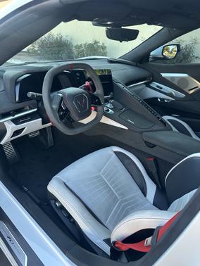 2023 Chevrolet Corvette Stingray w/3LT