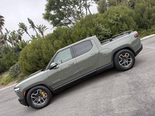 Green 2022 Rivian R1T Launch Edition