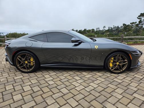 2024 Ferrari Roma Base