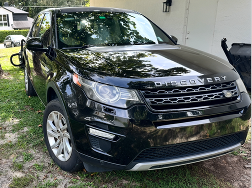 Black 2016 Land Rover Discovery Sport HSE