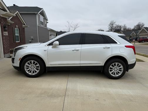 2017 Cadillac XT5 Base