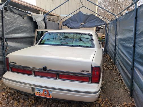1996 Lincoln Town Car Cartier Designer