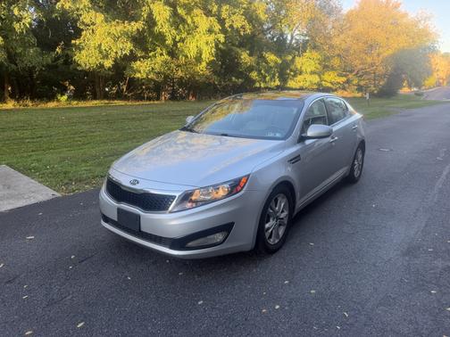 Silver 2011 Kia Optima EX