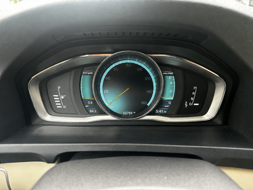 Blue 2014 Volvo S60 T5 Platinum