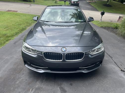 2017 BMW 330 i xDrive