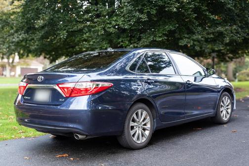 Blue 2017 Toyota Camry XLE
