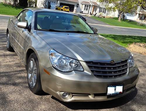 Gold 2008 Chrysler Sebring Limited