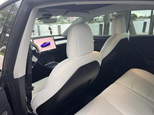 Black 2022 Tesla Model 3 Performance