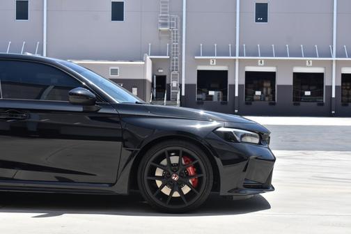 Black 2024 Honda Civic Type R Base