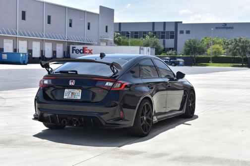 Black 2024 Honda Civic Type R Base