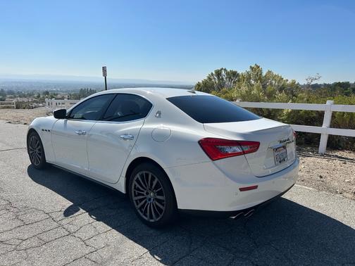 2017 Maserati Ghibli Base