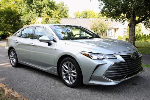 Silver 2021 Toyota Avalon XLE