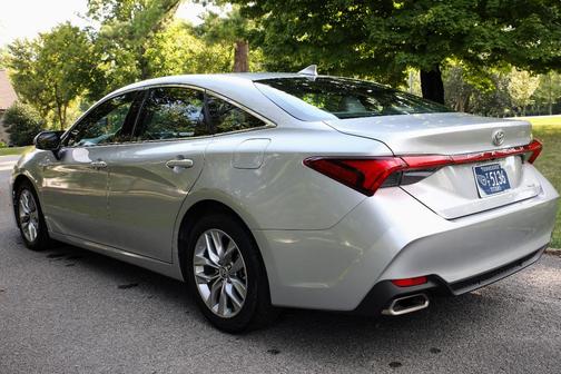 Silver 2021 Toyota Avalon XLE