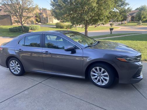 2019 Toyota Camry LE
