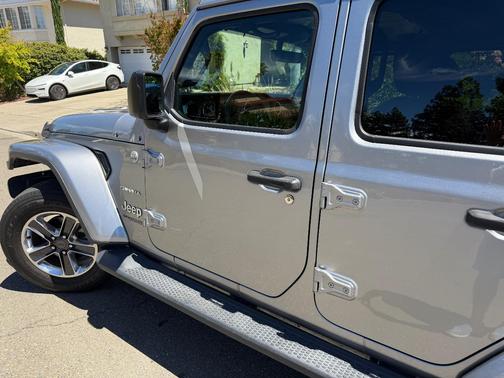 Silver 2014 Jeep Wrangler Unlimited Sport