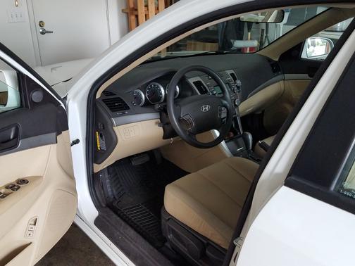 2010 Hyundai SONATA GLS